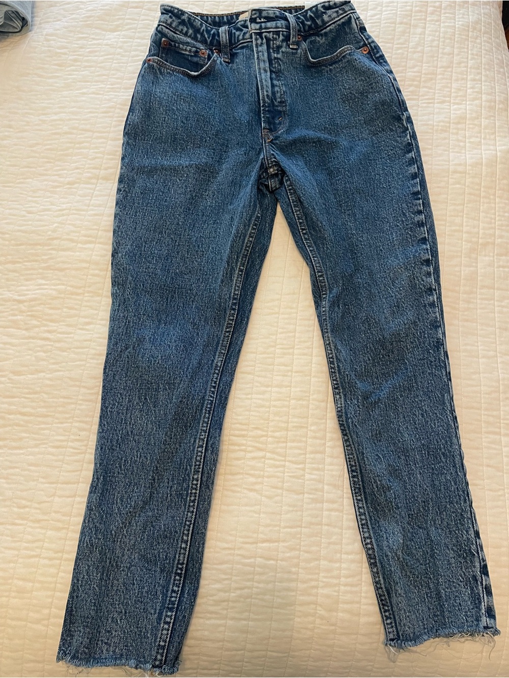 Abercrombie & Fitch Women’s The Skinny High Rise. Curve Love fit.